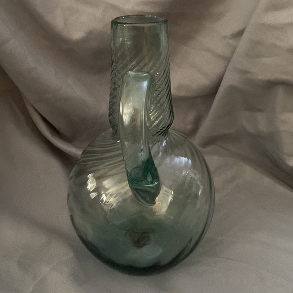 Vintage glass vase pitcher - Picture 7 of 10